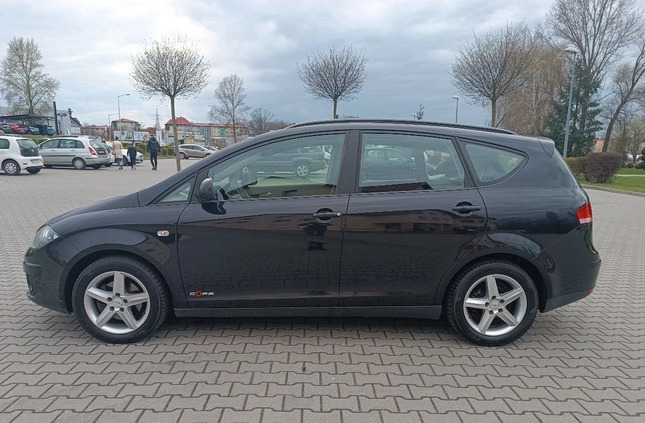 Seat Altea XL cena 23900 przebieg: 213000, rok produkcji 2011 z Góra małe 529